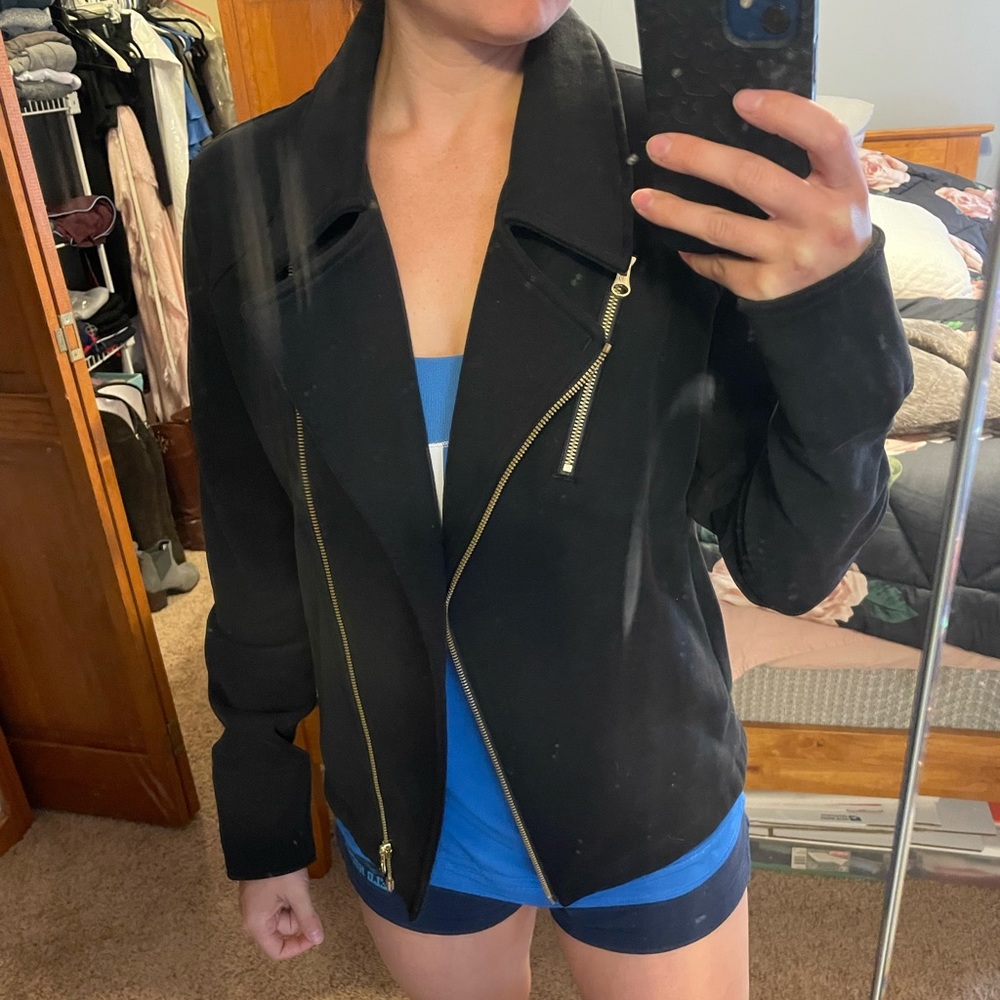 Lululemon black zip up sweater - Picture 7 of 9